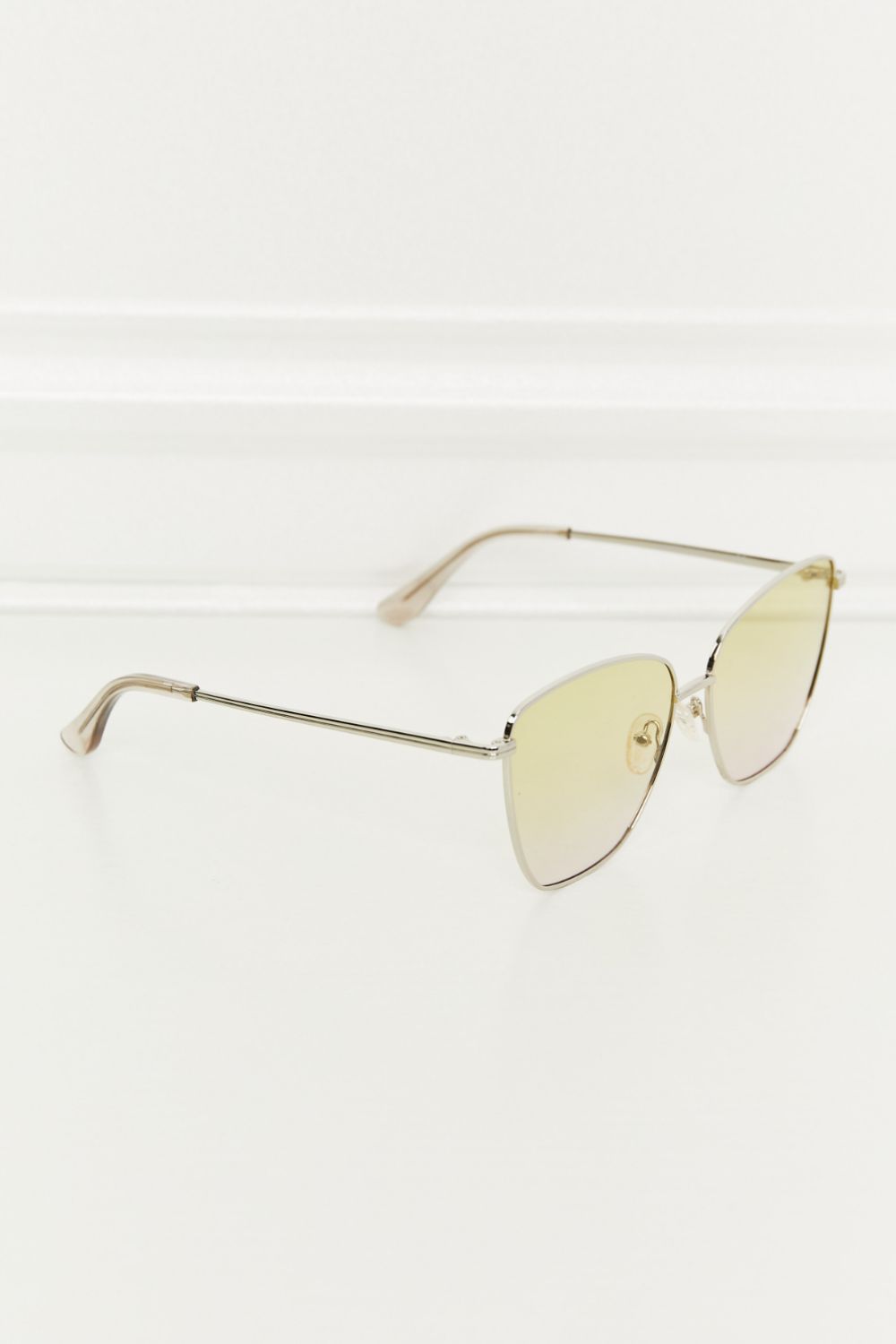 Metal Frame Full Rim Sunglasses - JassyBae