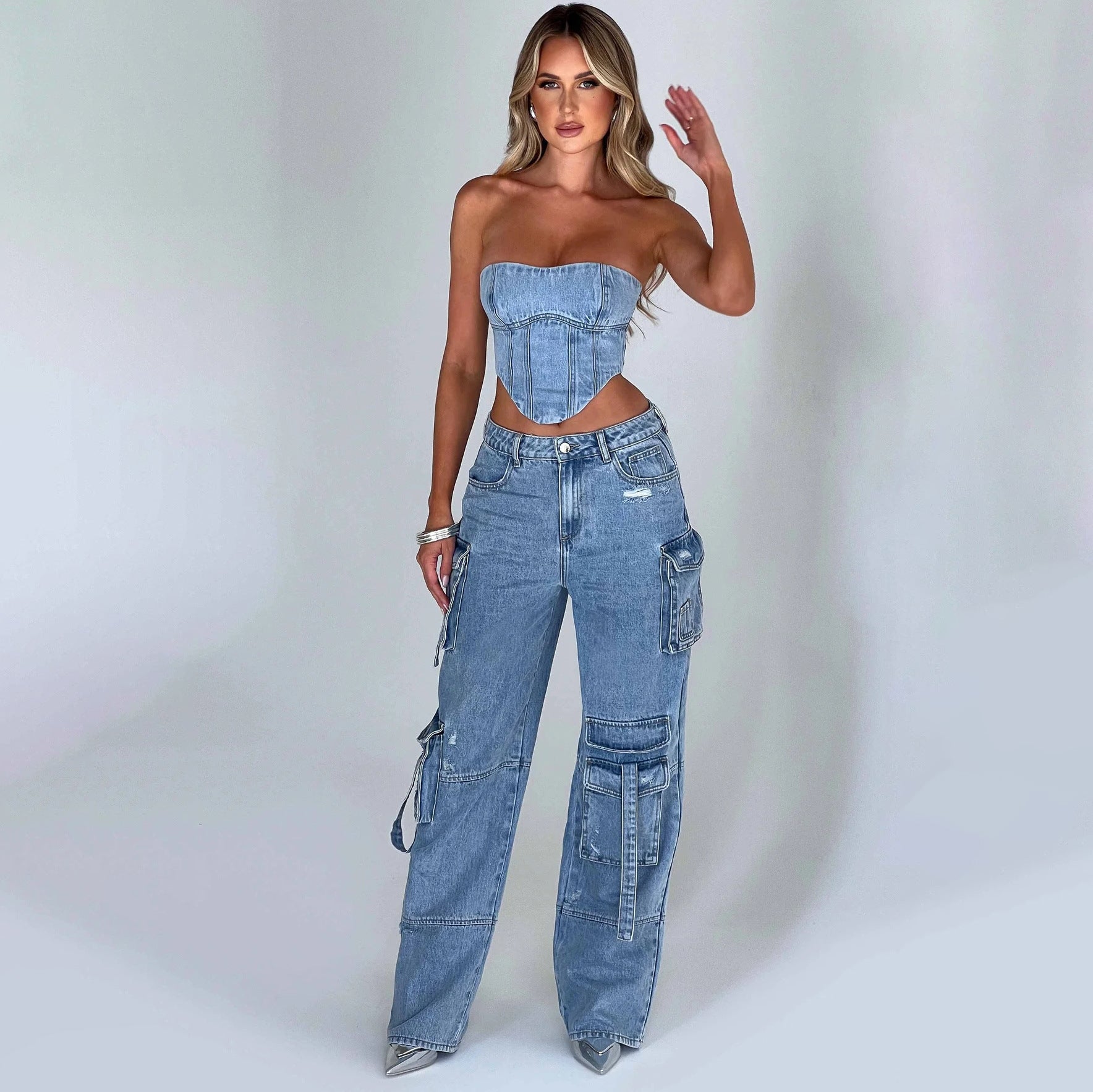 Low Waist Three-Dimensional Tube Top and Jeans 